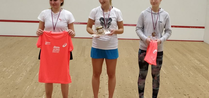 Nika osvojila prvo medaljo v članski konkurenci :: SS Šk. Loka